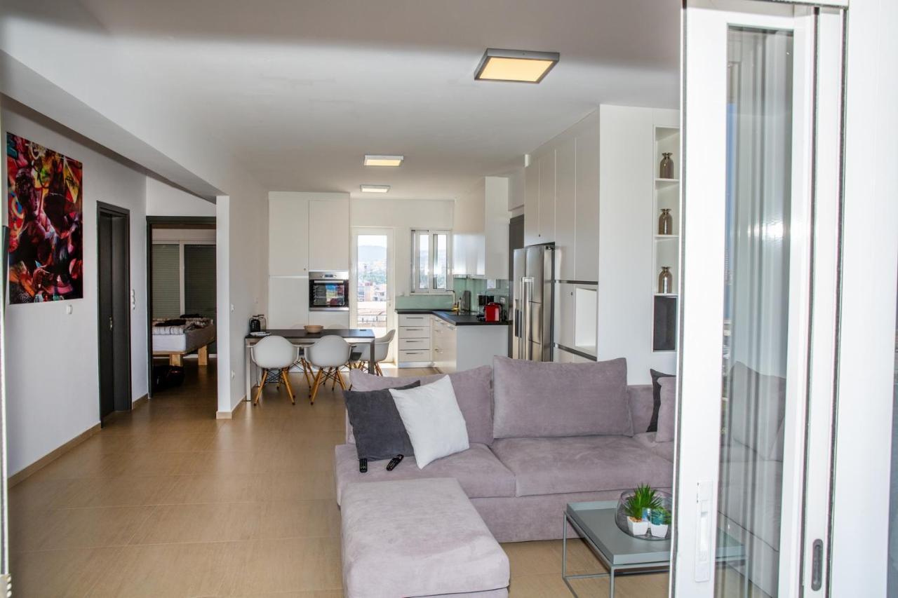 Komfort City Apartment "Elias" Mit Meerblick In Lavrio エクステリア 写真