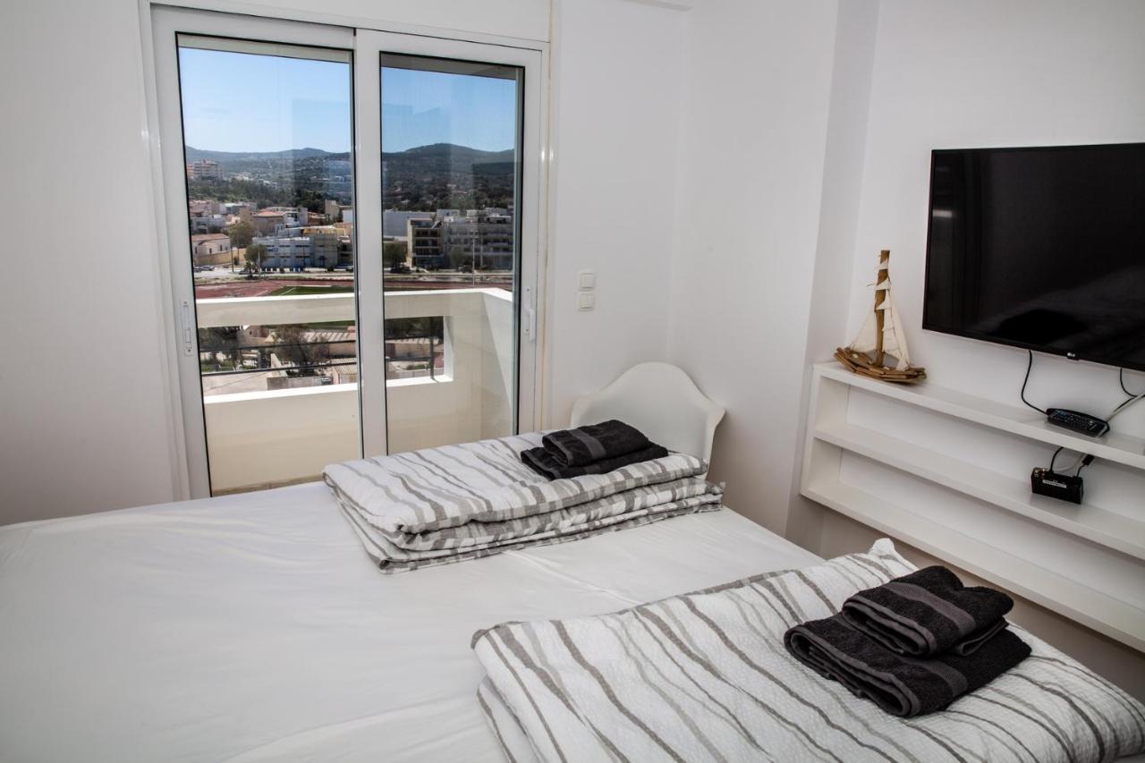 Komfort City Apartment "Elias" Mit Meerblick In Lavrio エクステリア 写真