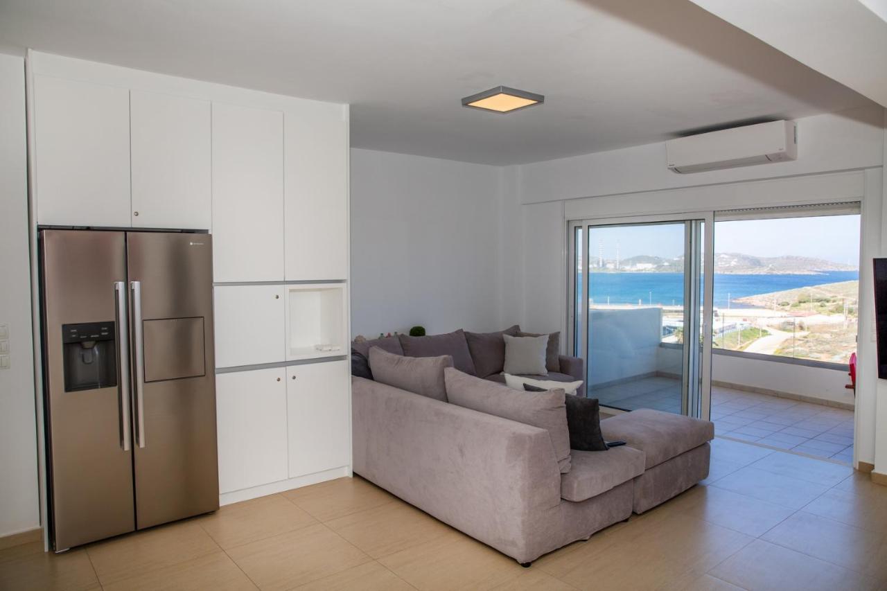 Komfort City Apartment "Elias" Mit Meerblick In Lavrio エクステリア 写真