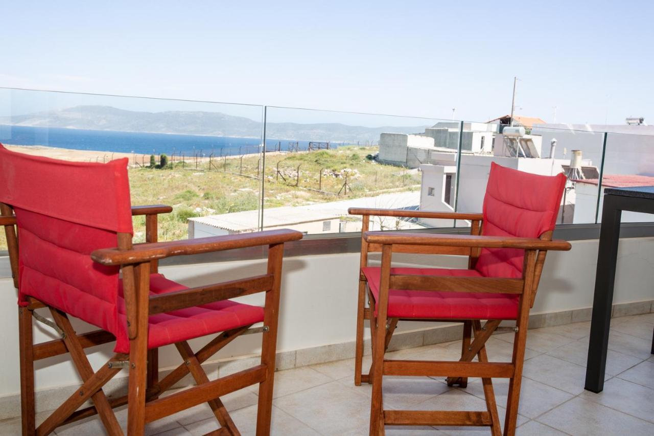 Komfort City Apartment "Elias" Mit Meerblick In Lavrio エクステリア 写真